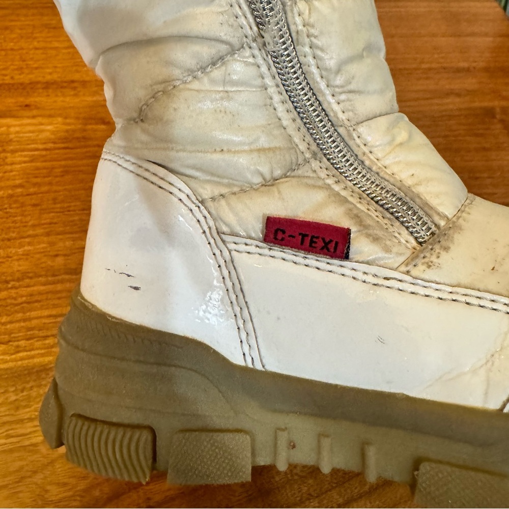 SPROX Space Walk Faux Fur Lined Boot In White Iridescent. Size Toddler 1… - Picture 6 of 16